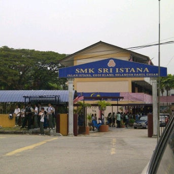 smk sri istana